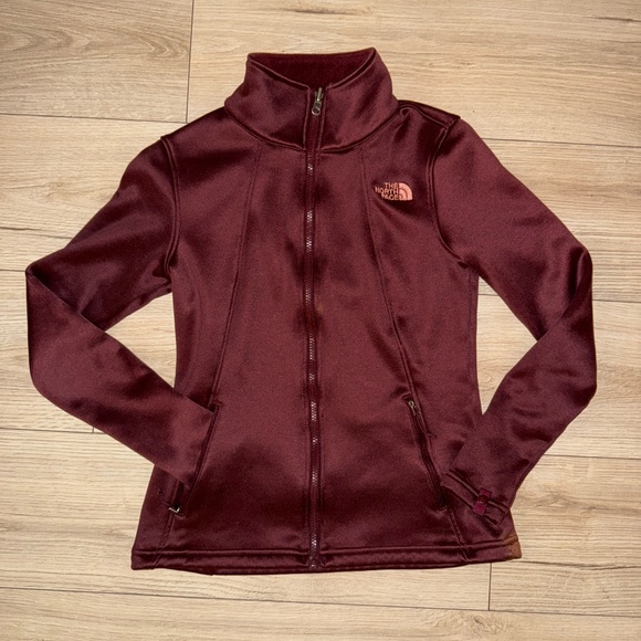 The North Face 2in1 Ski Jacket - Picture 2 of 4